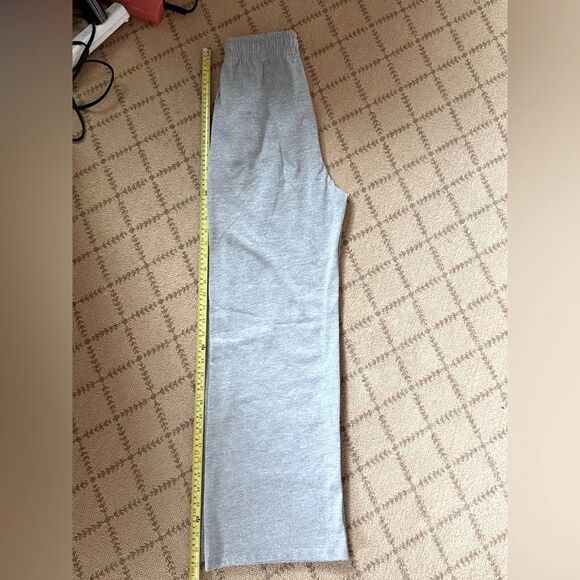 Zara Silver sparkle soft sweatpants with embossed NEW YORK on leg NWOT S - Picture 6 of 11